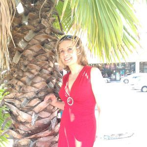 Meet your Posher, Ewa